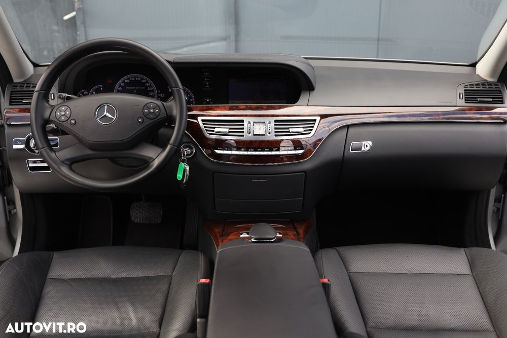 Mercedes-Benz S 350 CDI DPF 7G-TRONIC BlueEFFICIENCY - 15