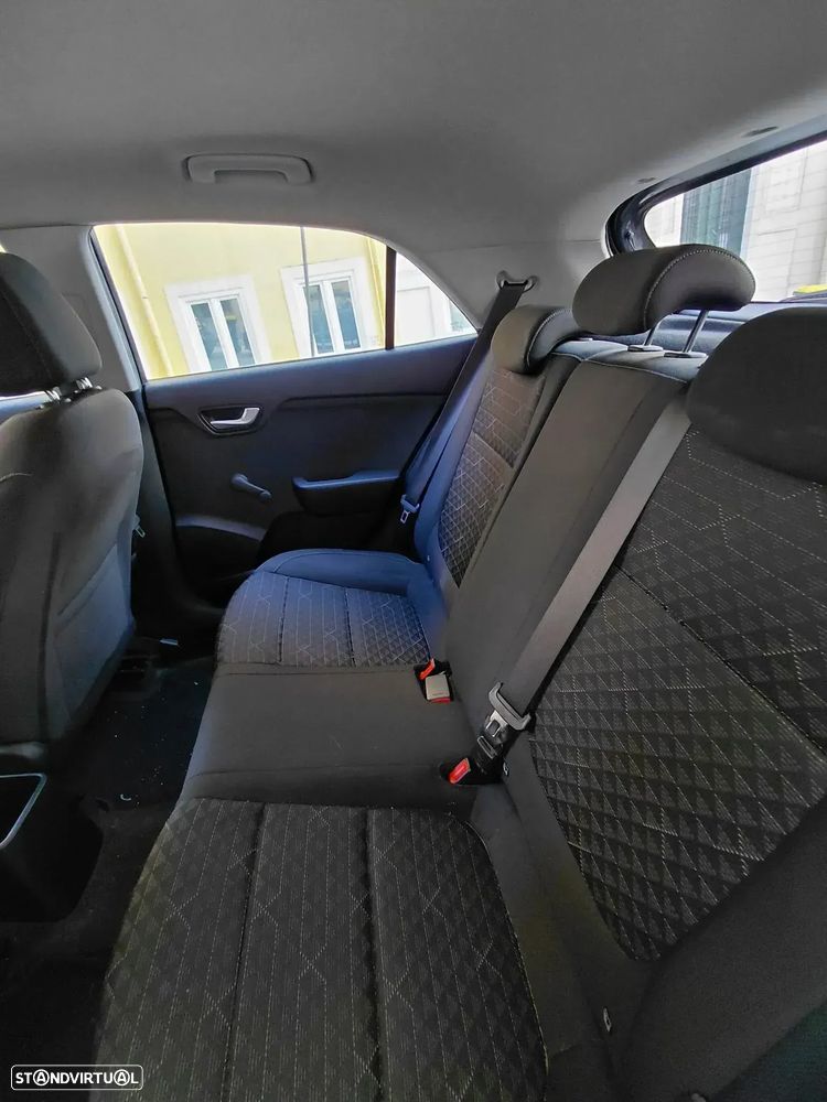 Kia Rio 1.2 CVVT LX - 12