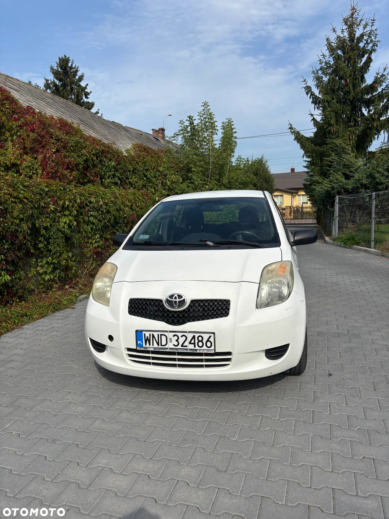 Toyota Yaris - 4
