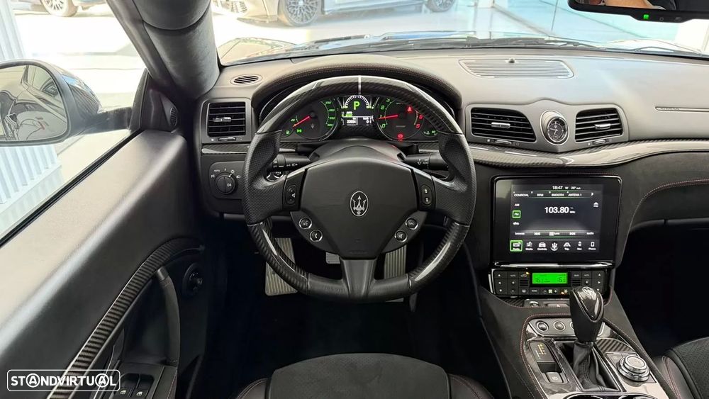 Maserati Granturismo 4.7 V8 MC - 21