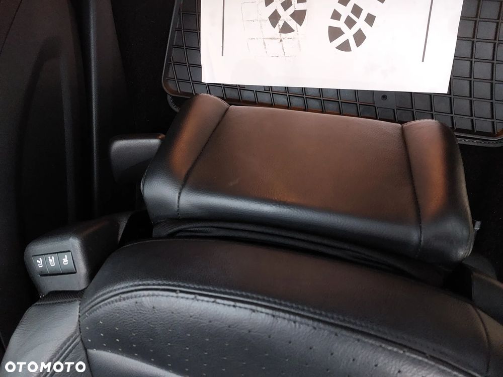 Citroën C4 Picasso 1.6 e-HDi Exclusive ETG6 - 17