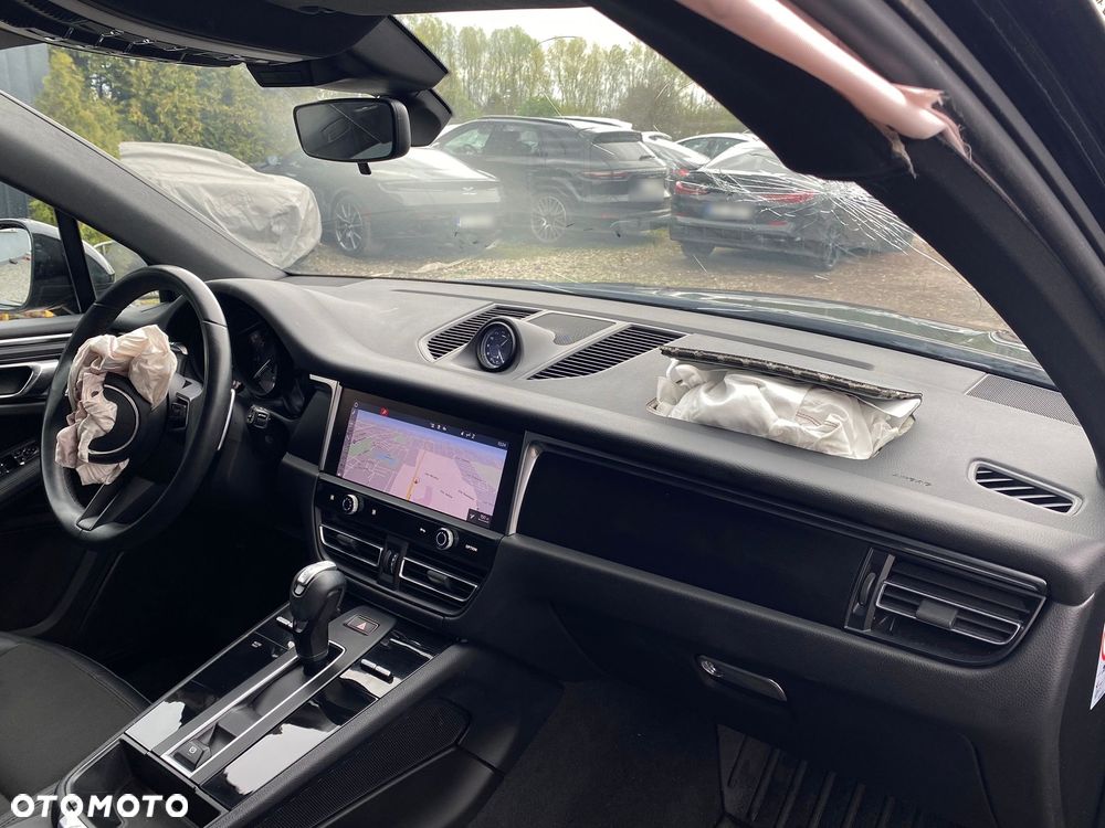 Porsche Macan Standard - 15