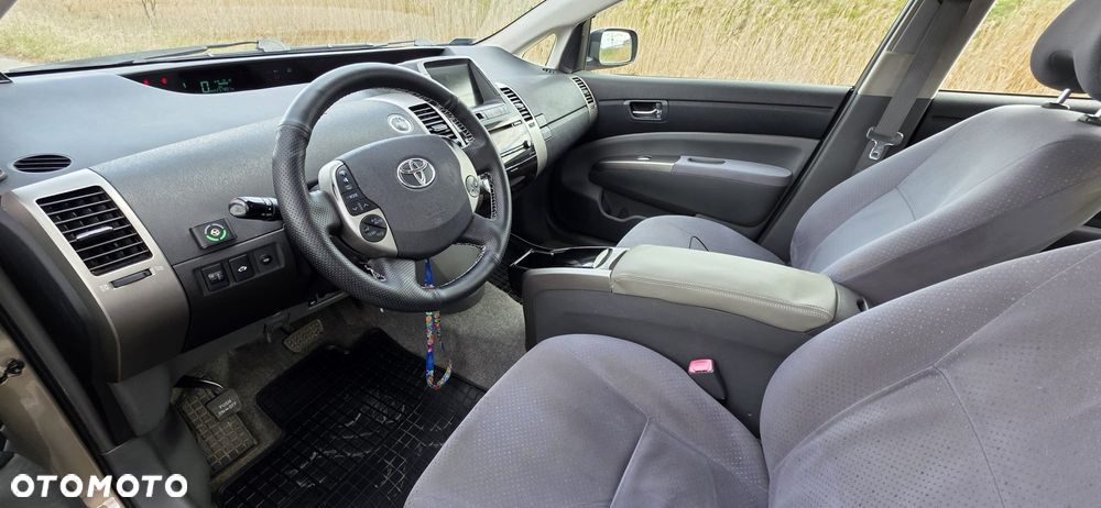 Toyota Prius 1.5 VVT-i Sol - 9