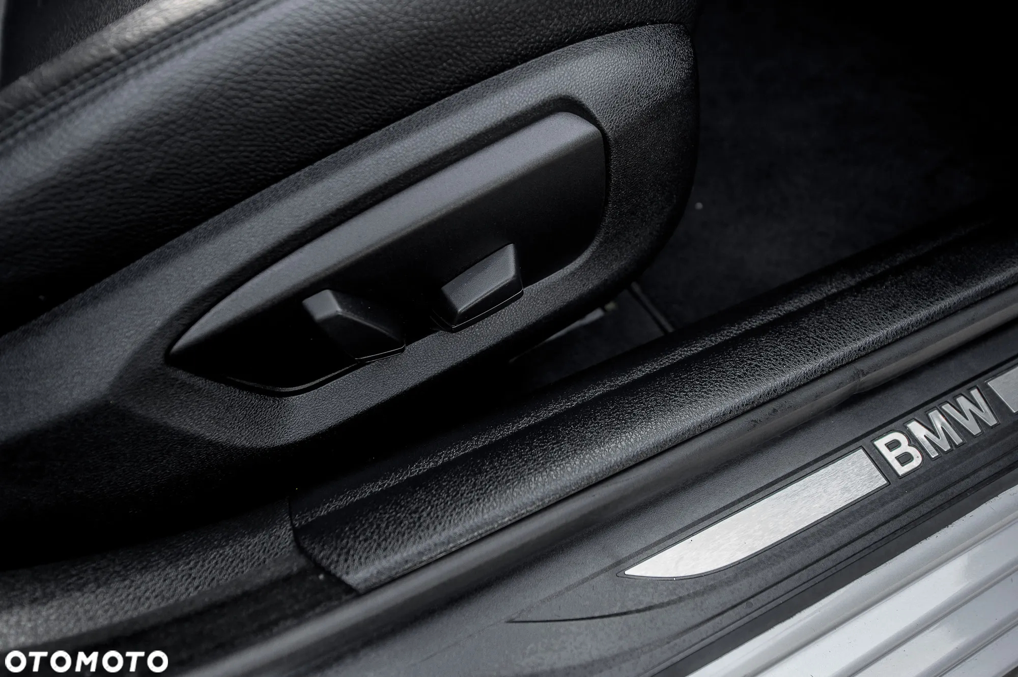 BMW Seria 5 520d xDrive - 17