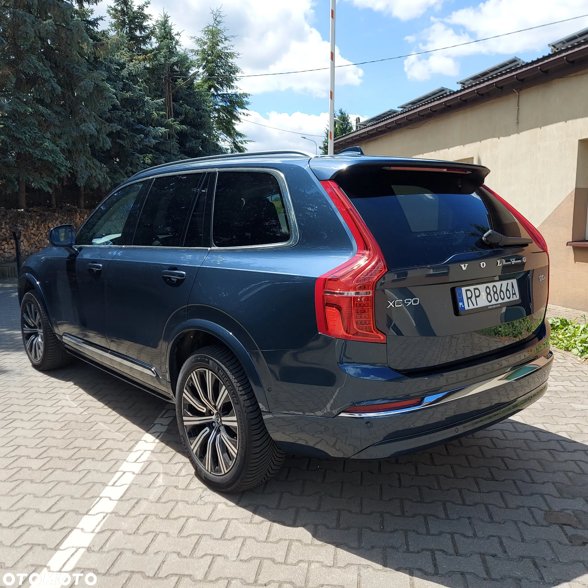Volvo XC 90 B5 D AWD Plus Bright - 3