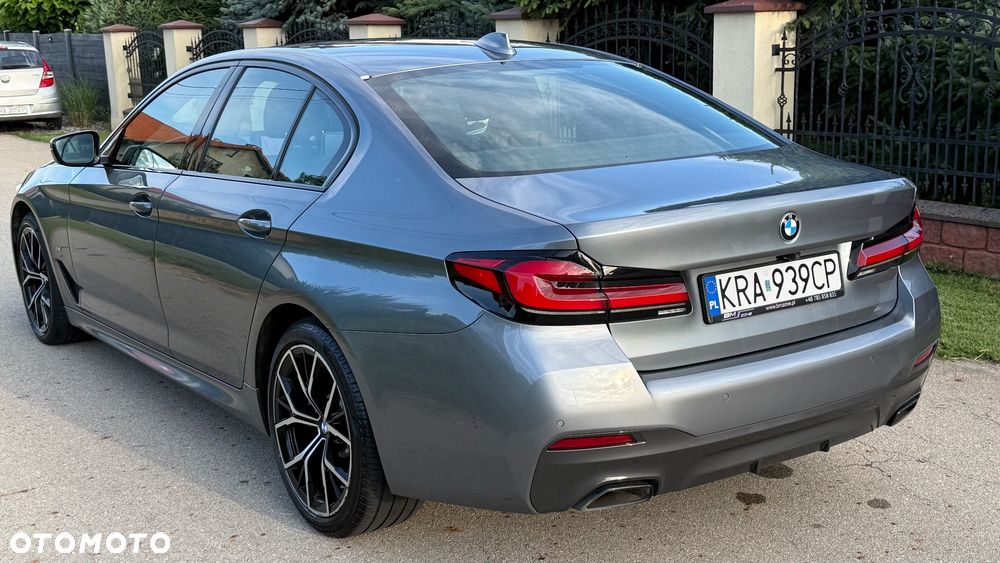 BMW Seria 5 520d MHEV M Sport sport - 8