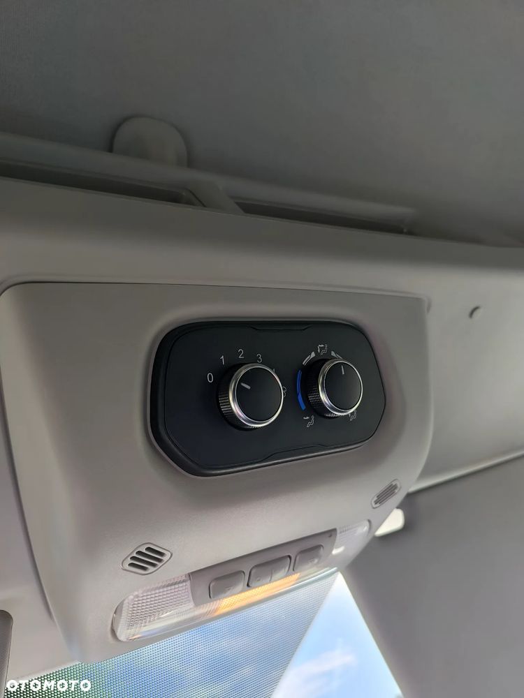 Ford Transit - 20