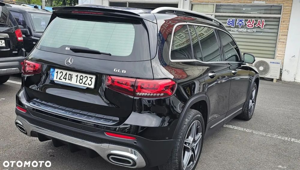 Mercedes-Benz GLB - 6