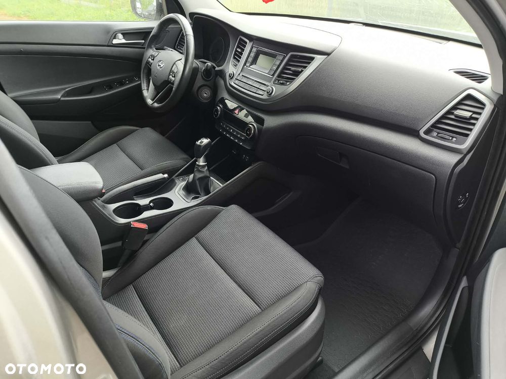 Hyundai Tucson 1.6 GDI BlueDrive Comfort 2WD - 11