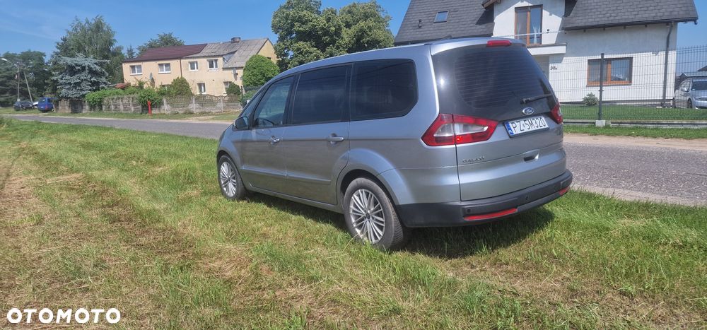 Ford Galaxy - 4