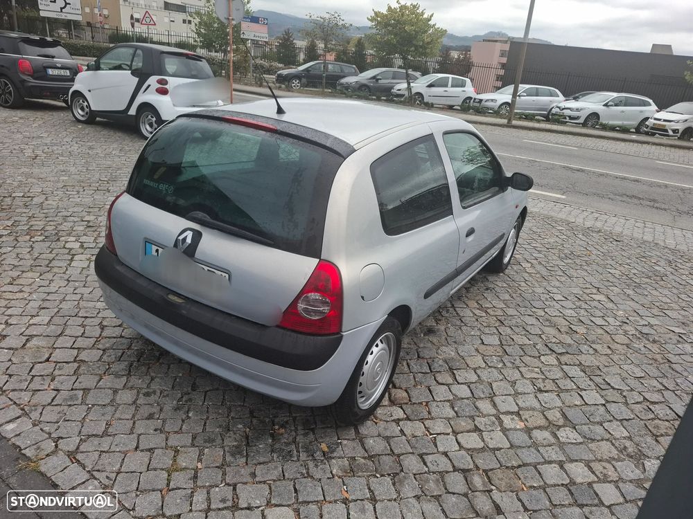 Renault CLIO 1.500 DCI 2LUG - 5