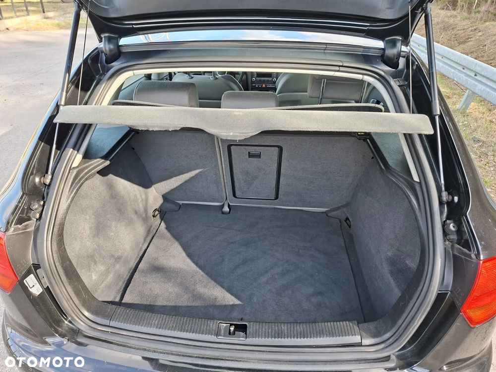 Audi A3 Sportback - 2