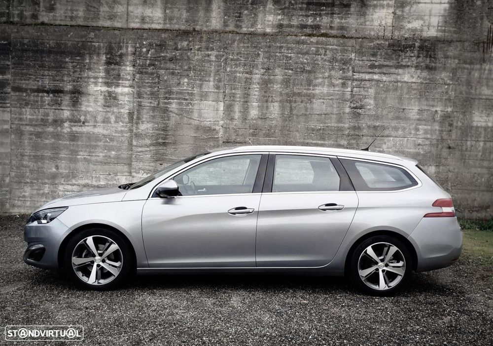 Peugeot 308 SW 1.2 PureTech Allure J17 - 2