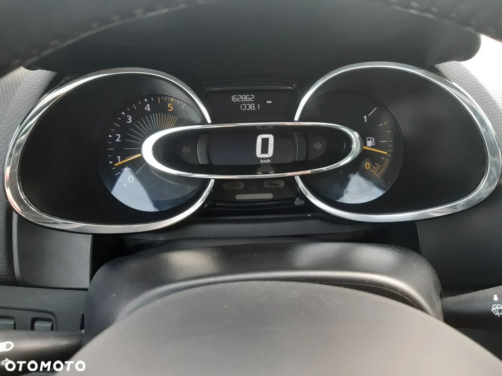 Renault Clio dCi 75 Expression - 11