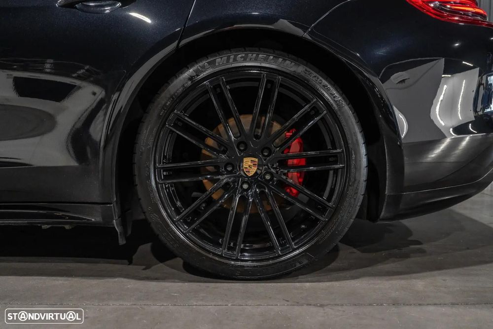 Porsche Panamera S PDK - 32