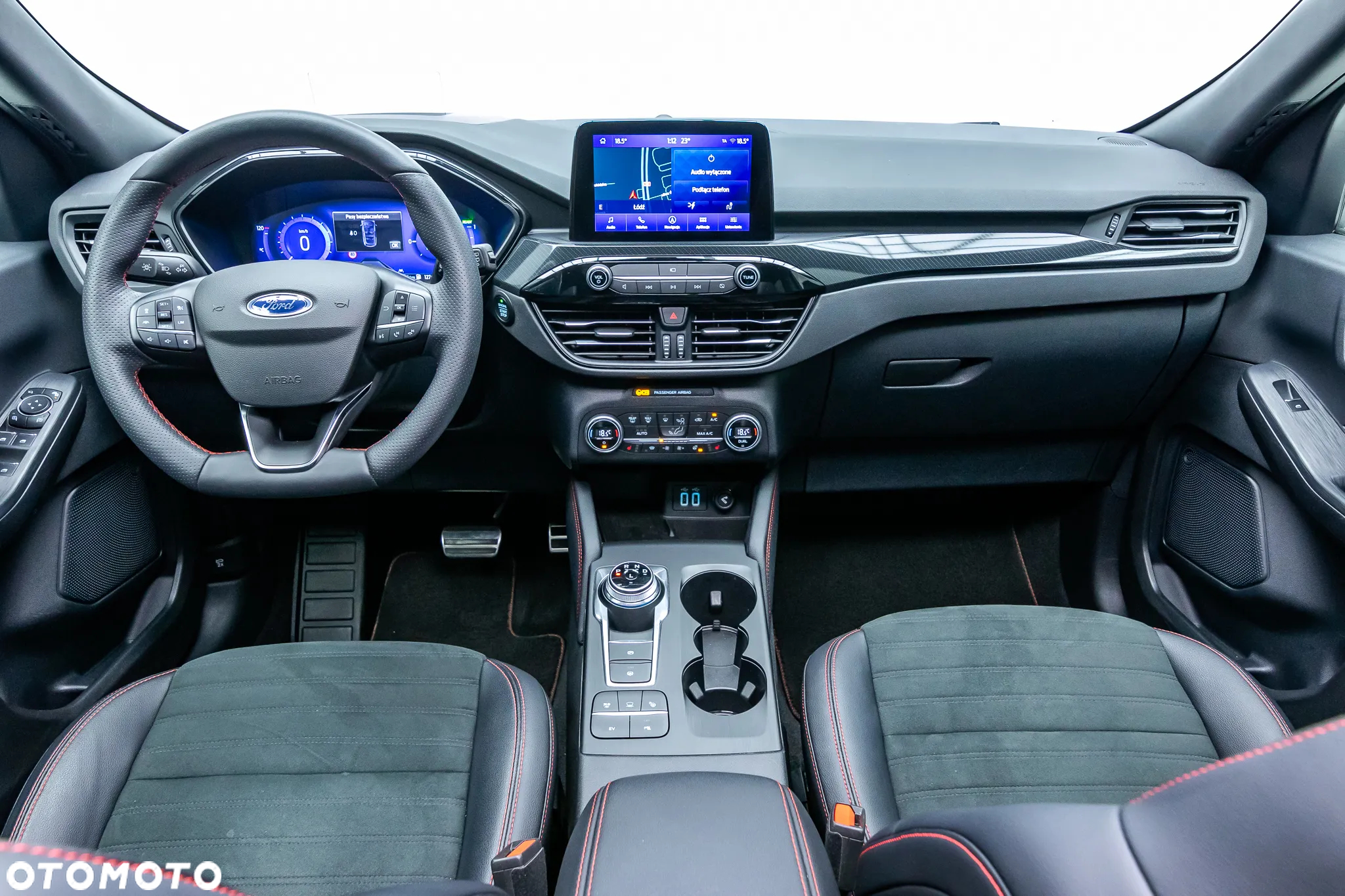 Ford Kuga 2.5 Duratec PHEV ST-LINE X - 9