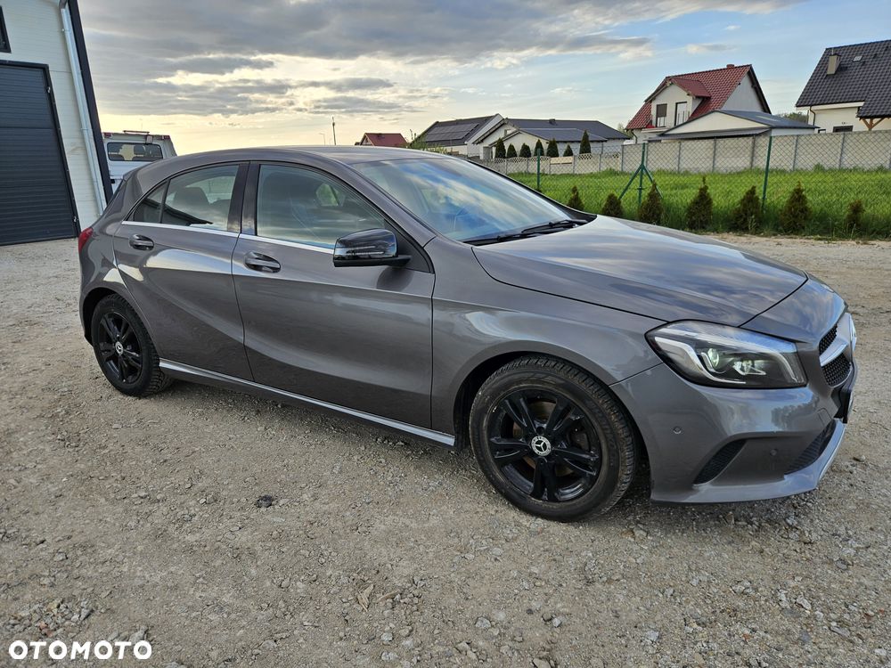Mercedes-Benz Klasa A 180 (BlueEFFICIENCY) 7G-DCT Urban - 38