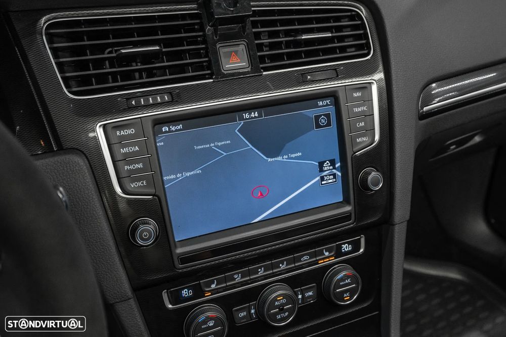 VW Golf 2.0 TSi GTi DSG Performance - 14