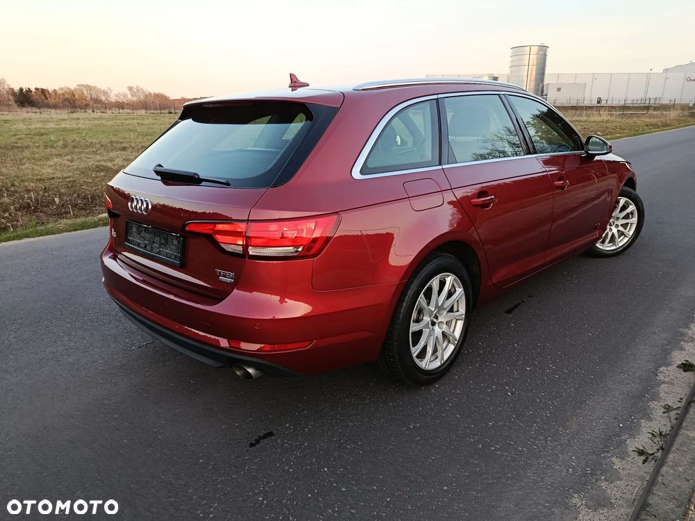 Audi A4 Avant 2.0 TFSI ultra S tronic sport - 33