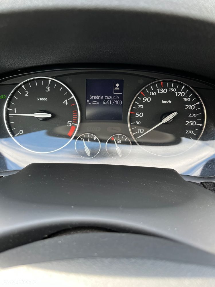Renault Laguna Coupe dCi 150 FAP - 24