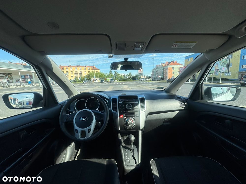 Kia Venga 1.6 M - 10