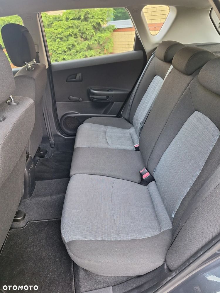 Kia Ceed 1.4 CVVT Spirit - 32