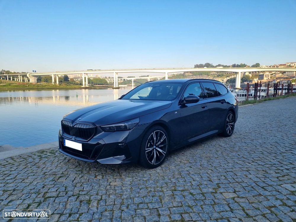 BMW 520 d Pack Desportivo M Pro - 1