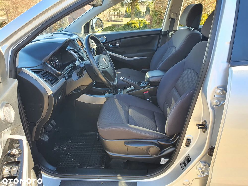 SsangYong/KGM Korando 2.0 e-XDi Crystal 2WD - 15