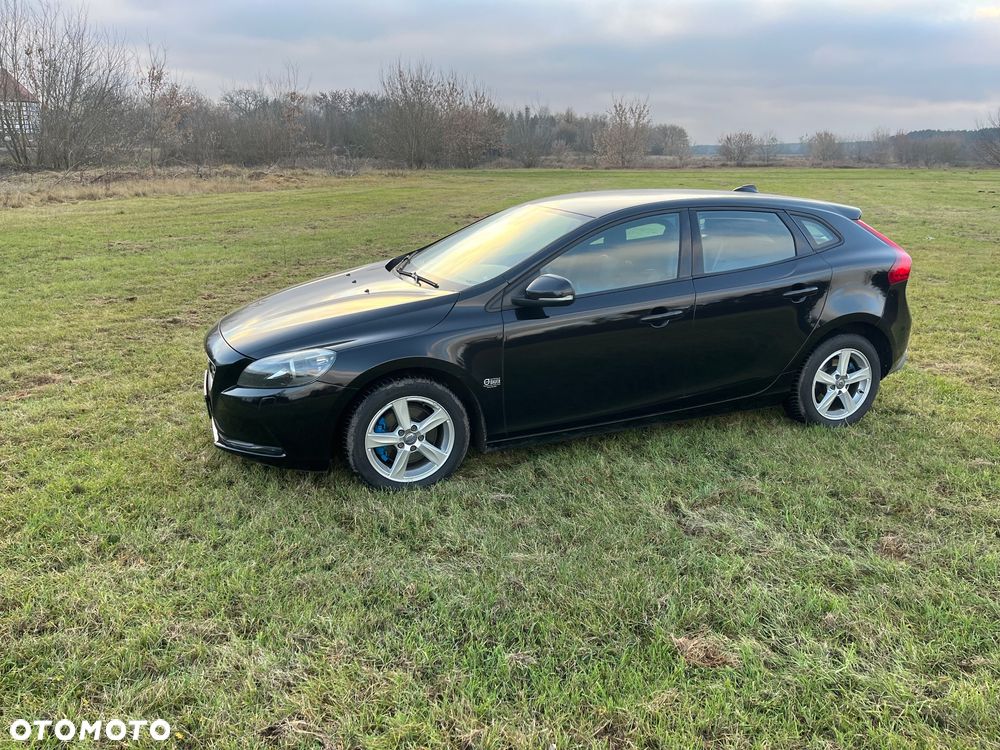 Volvo V40 T2 Kinetic - 2