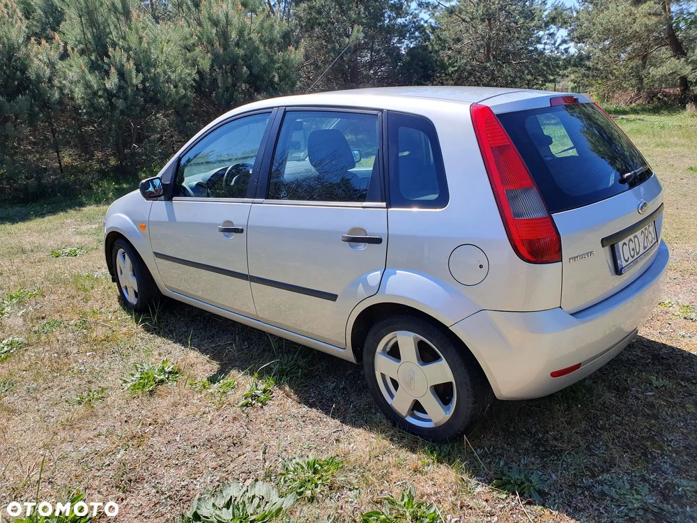 Ford Fiesta 1.3 - 7
