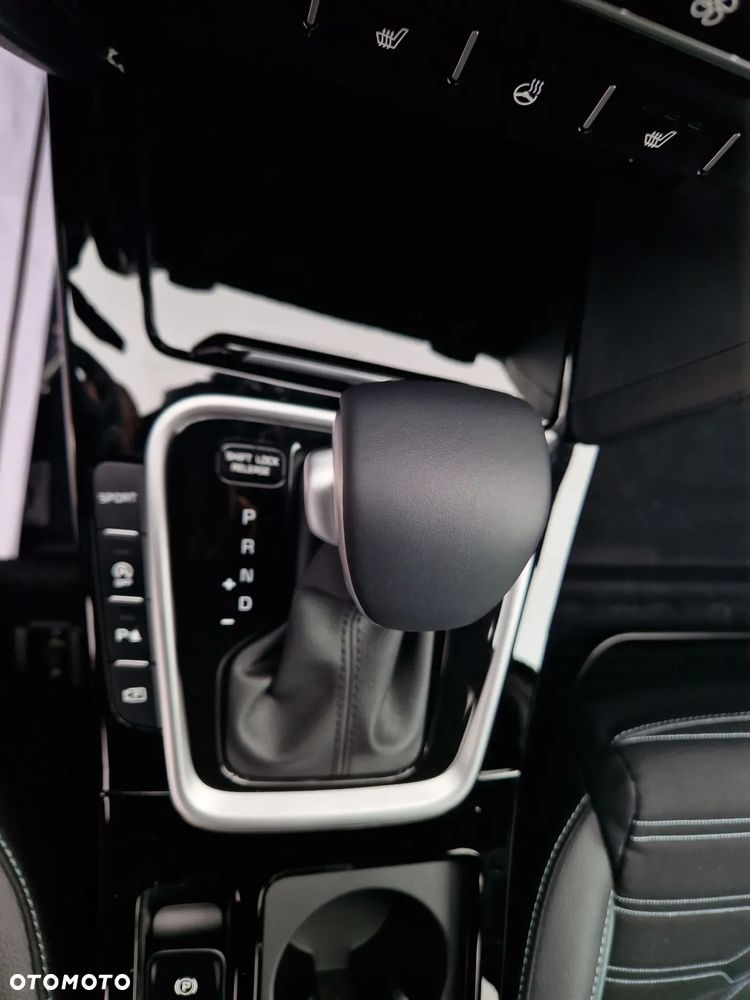 Kia XCeed - 17