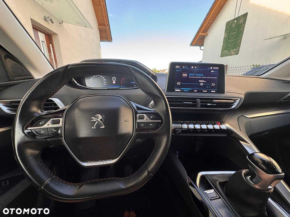 Peugeot 3008 - 5