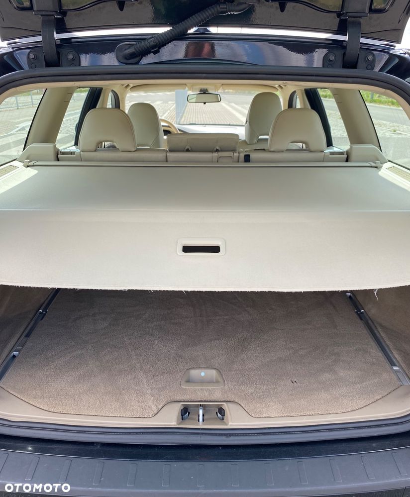 Volvo V70 2.5T Momentum - 14