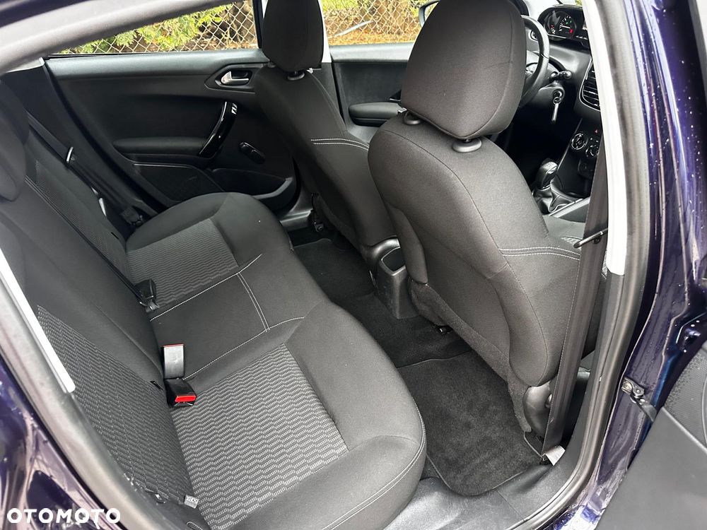 Peugeot 208 PureTech 82 Active - 20