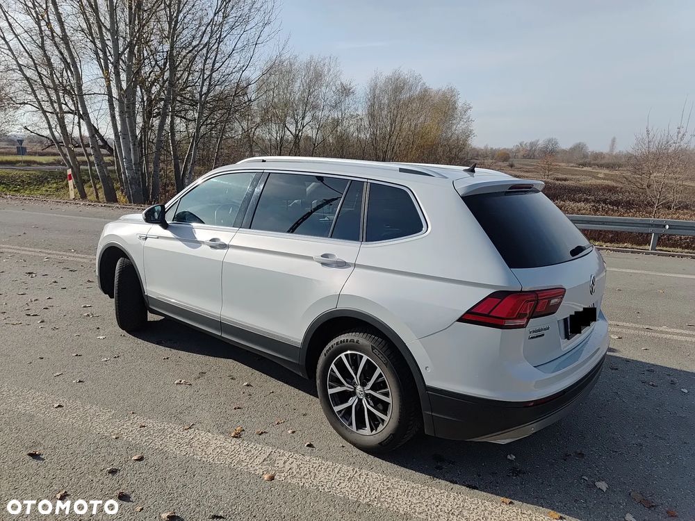 Volkswagen Tiguan - 11