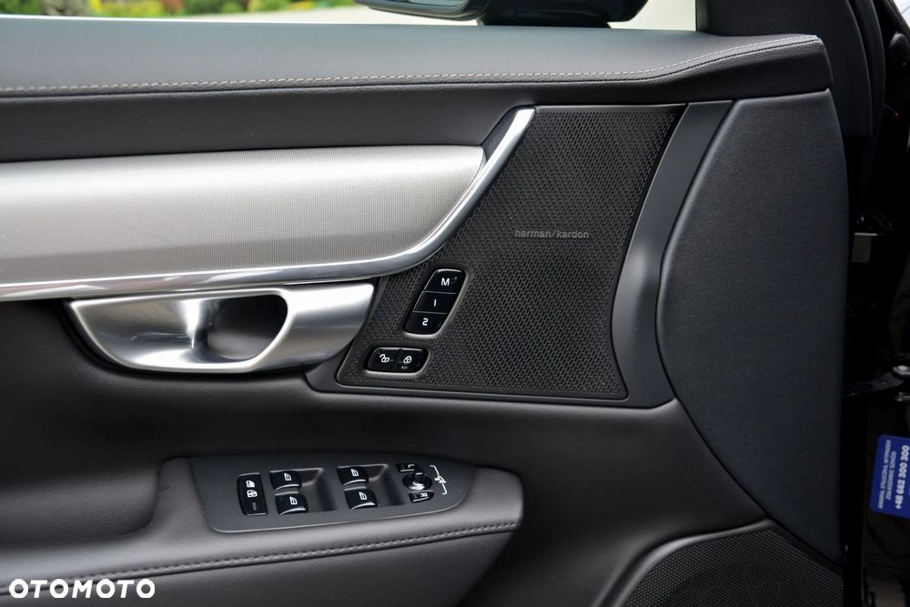 Volvo S90 - 25