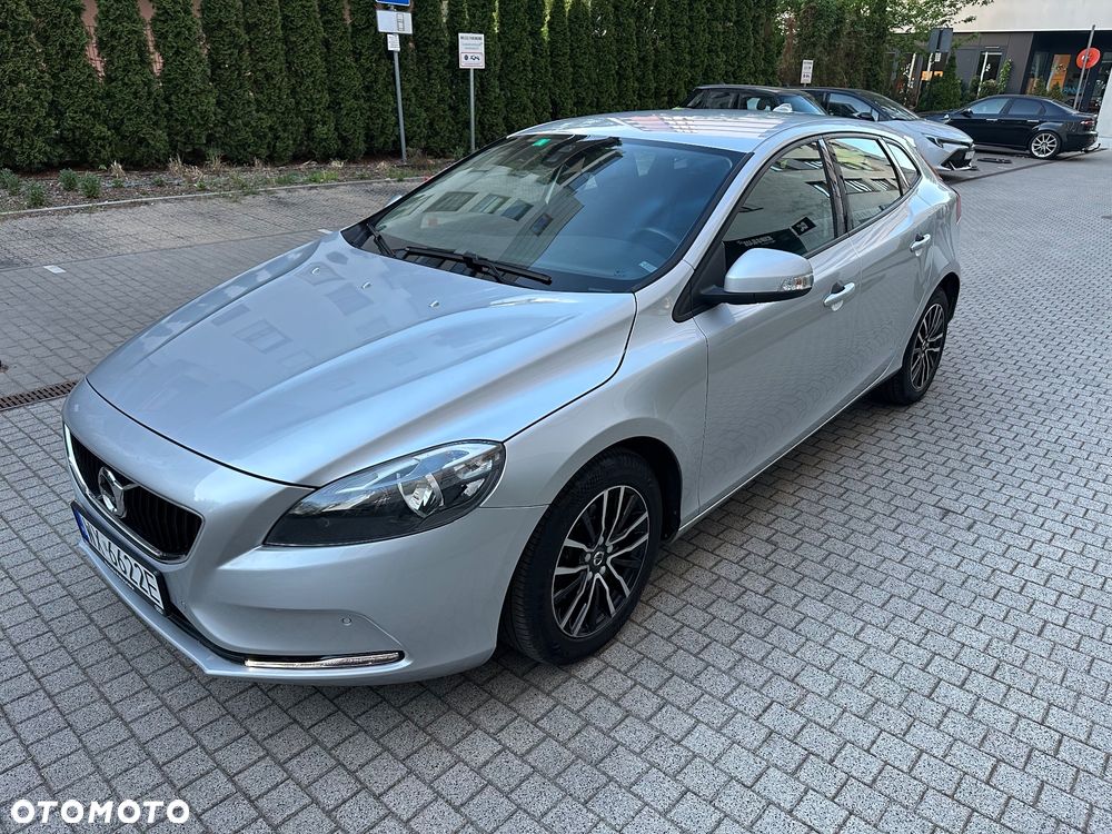 Volvo V40 - 2
