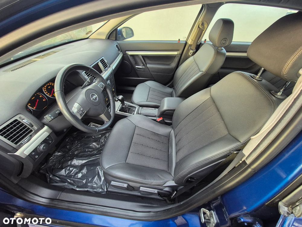 Opel Signum 1.9 CDTI Business Plus - 23