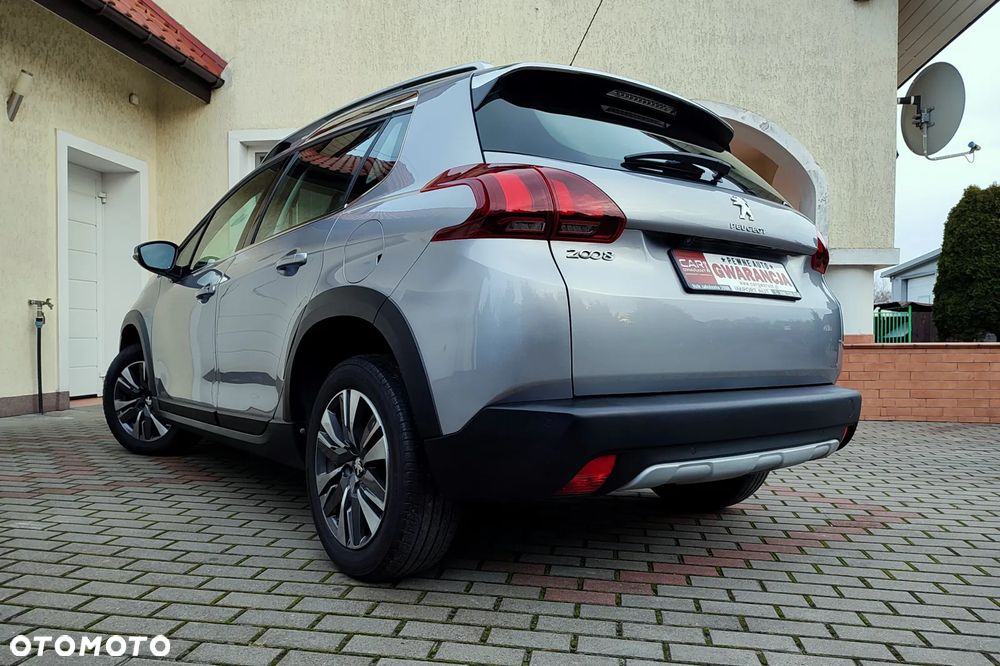 Peugeot 2008 PureTech 110 GPF Stop&Start EAT6 Allure - 6