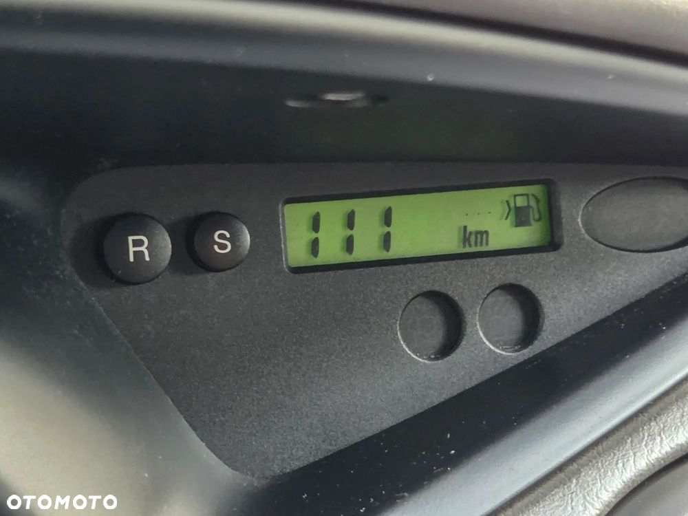 Ford Focus 1.8 Trend - 17