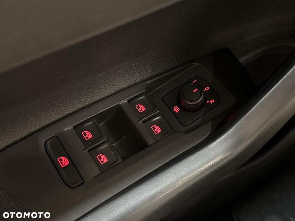 Volkswagen Polo - 24