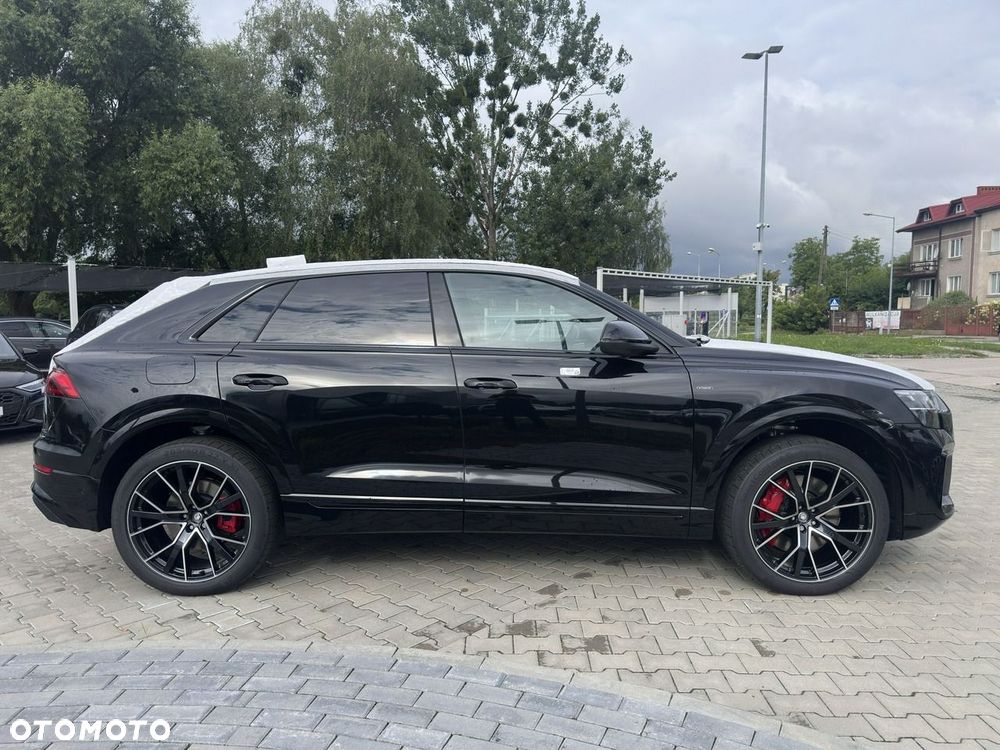 Audi Q8 - 7