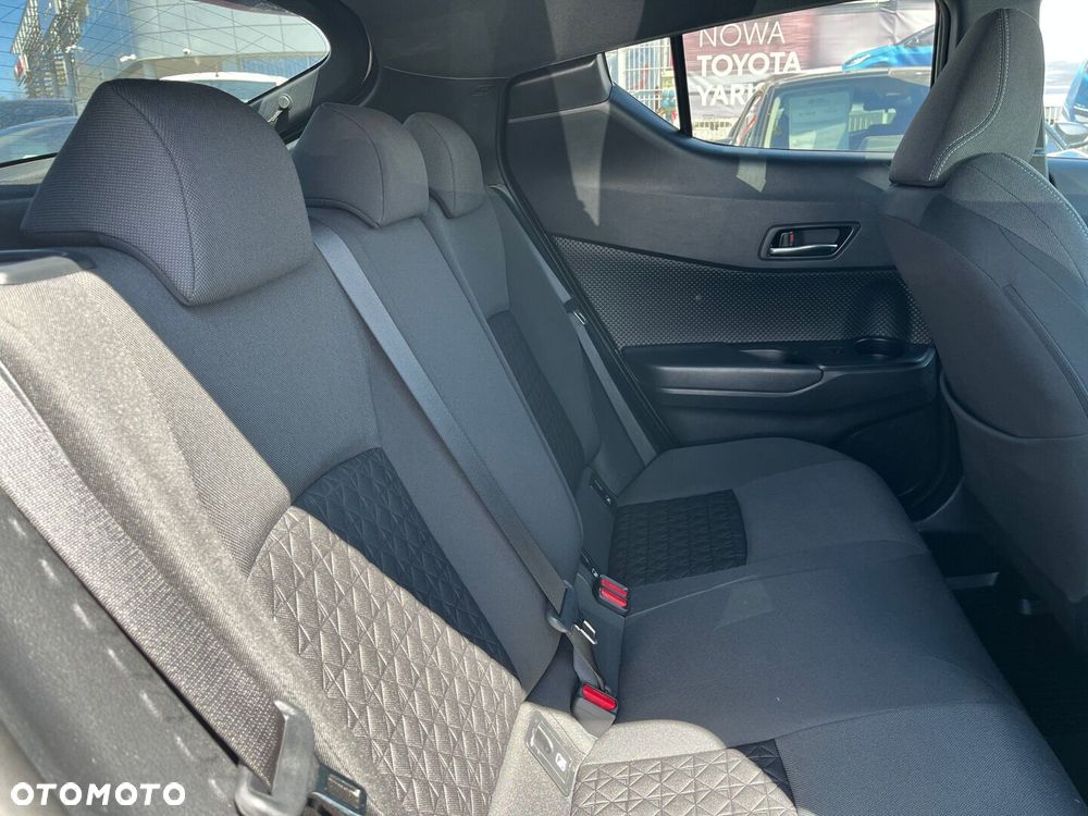 Toyota C-HR 2.0 Hybrid Style - 31