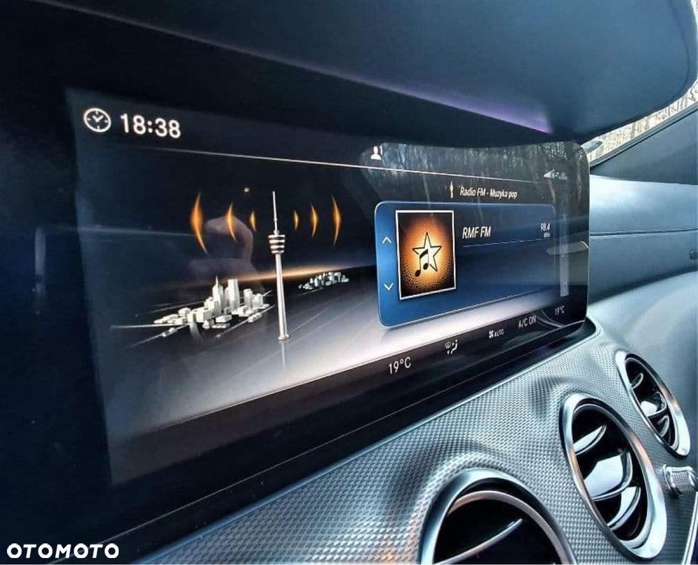 Mercedes-Benz Klasa E 220 d 9G-TRONIC - 15