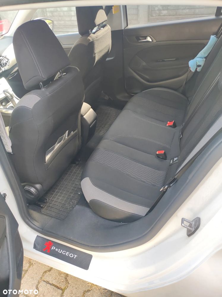 Peugeot 308 - 7