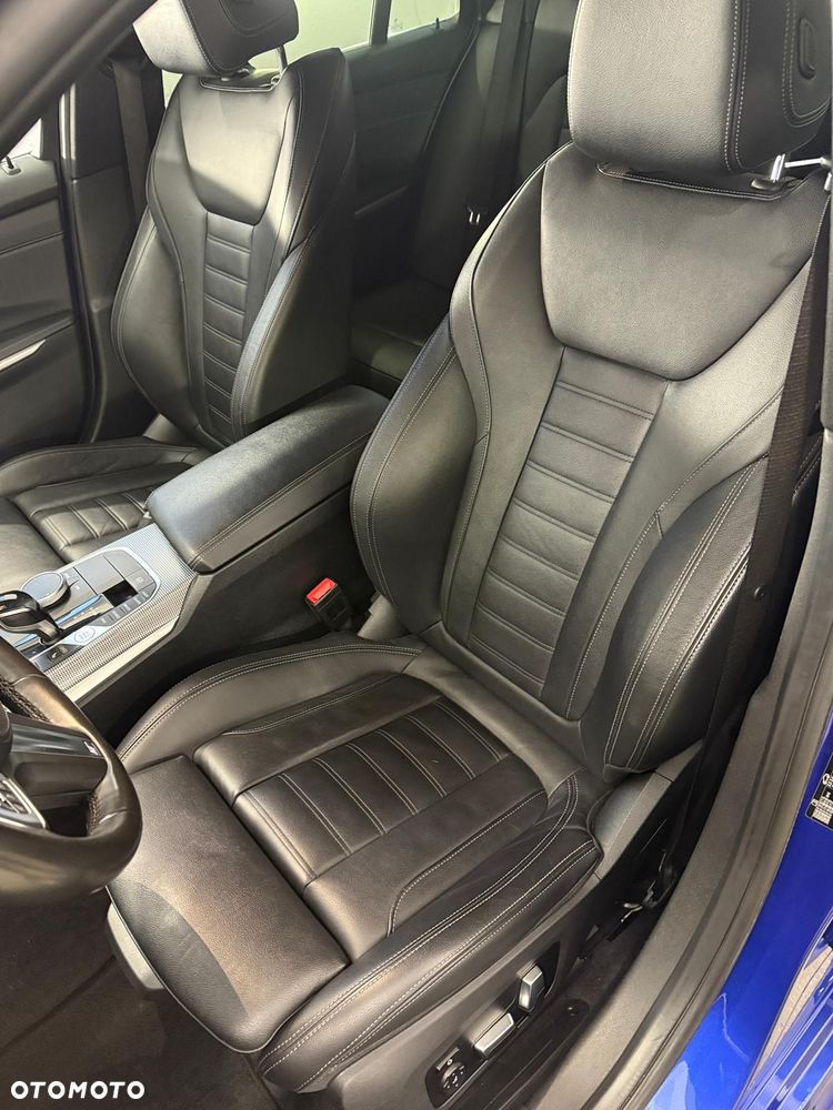 BMW Seria 3 320d Edition Luxury Line Purity - 9