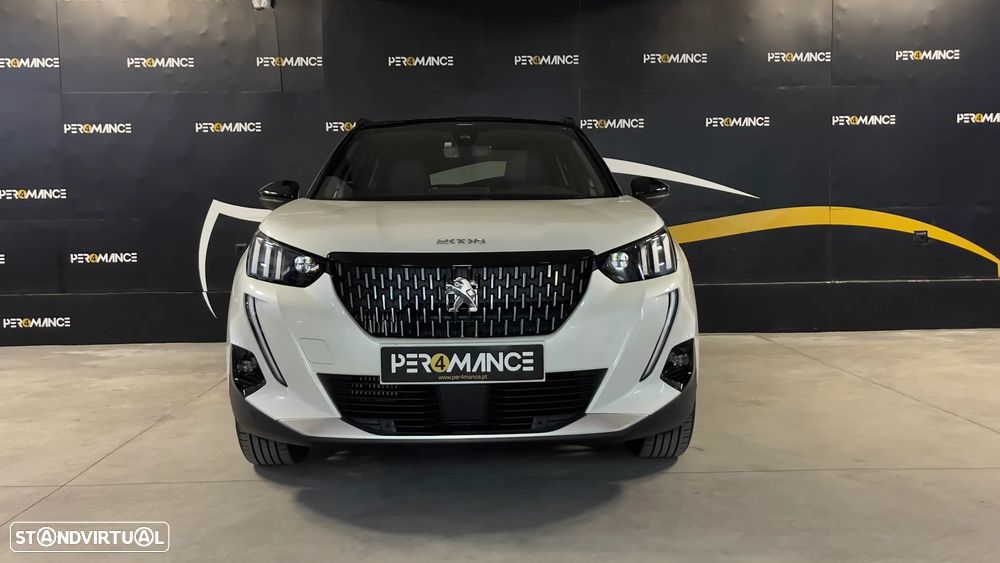 Peugeot 2008 PureTech 130 EAT8 GT - 16