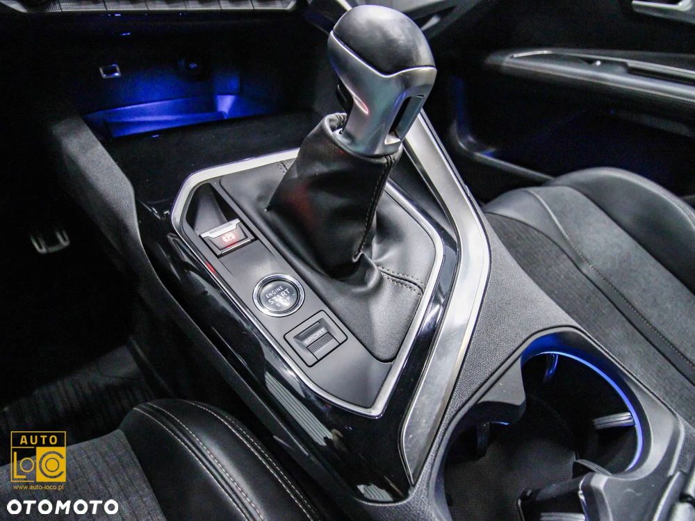 Peugeot 3008 1.5 BlueHDi GT S&S - 29