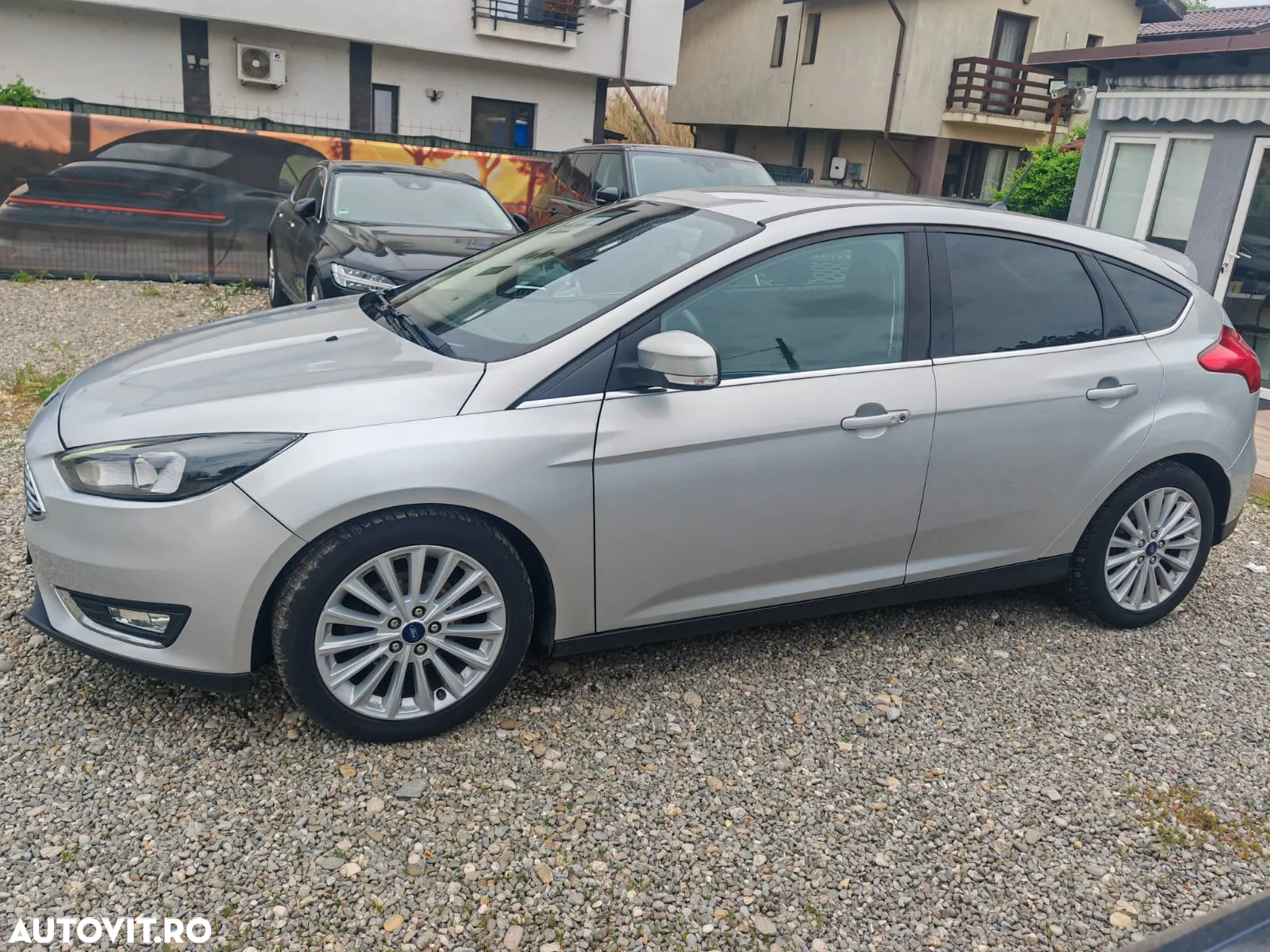 Ford Focus 1.0 EcoBoost Titanium - 24