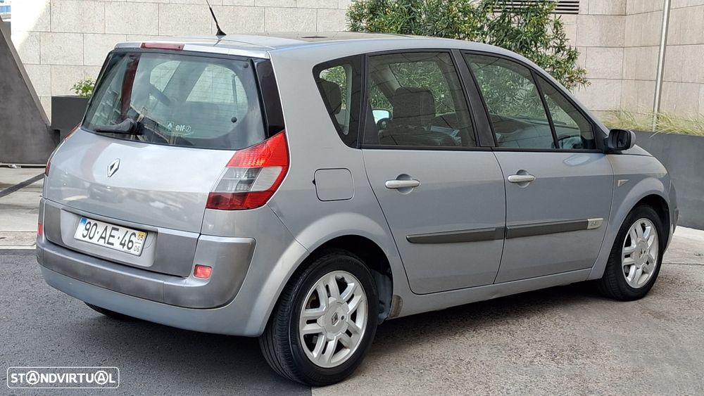 Renault Scénic 1.5 dCi Confort Privilége - 24